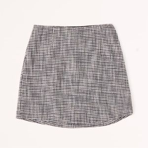 Abercrombie & Fitch Curved Hem Tweed Mini Skirt sz S